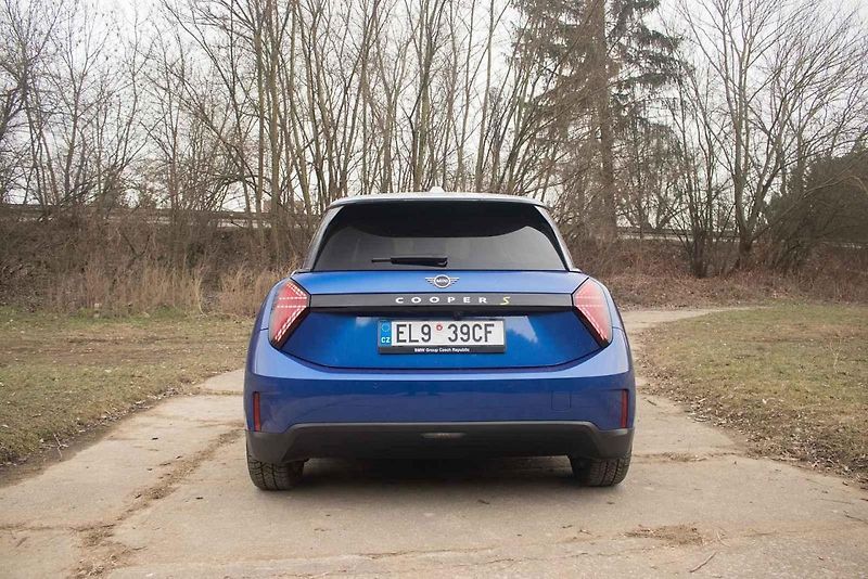 Elektrické Mini pořídíte ve třech výkonových verzích - 135, 160 a 190 kW.