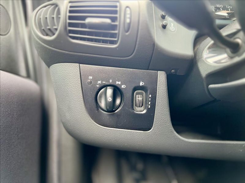 Mercedes-Benz Vaneo 170 CDi / KLIMA - fotka 33 z 35