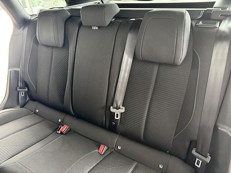 Peugeot 308 1,2PT 130*AT8*STYLE*Distronic - fotka 16 z 33