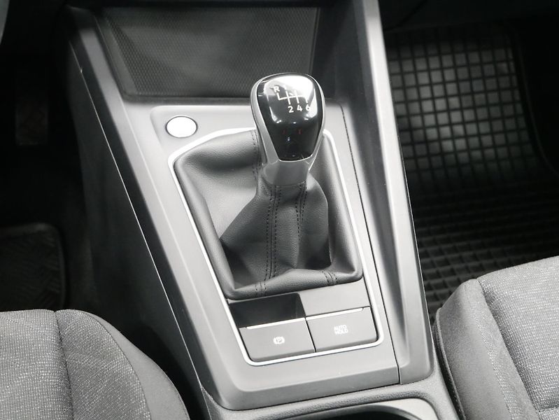 Volkswagen Golf - fotka 2 z 5