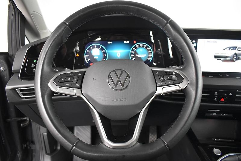 Volkswagen Golf Variant (2023) 1.5TSI 96kW, LED, STYLE - fotka 16 z 22