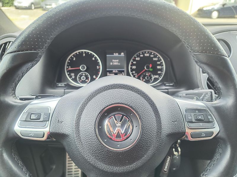 Volkswagen Tiguan (2013) 2.0 TDI 4X4 DSG 130KW R-LINE  - fotka 26 z 53