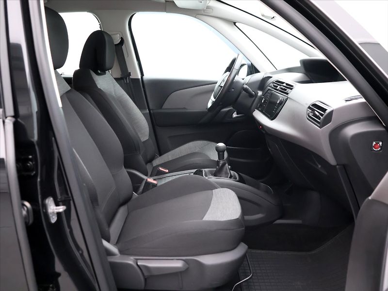 Citroën C4 Picasso 1,6 HDi 73kW Live Aut.klima - fotka 12 z 27