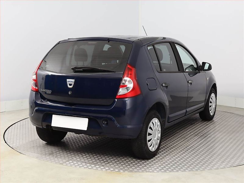 Dacia Sandero (2010) 1.6 MPI, dobrý stav - fotka 5 z 10