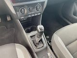 Škoda Rapid (2017) 1.0 TSI Ambition - náhled 20
