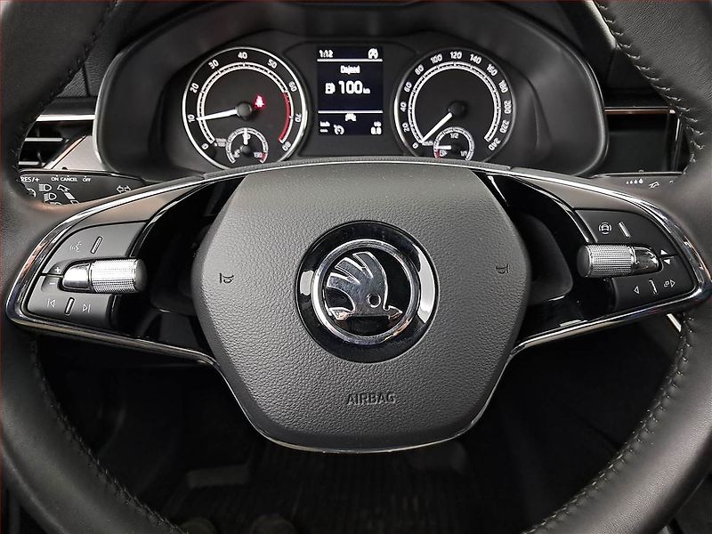 Škoda Scala (2023) Style 1.0 TSI, ČR,1.maj - fotka 17 z 19