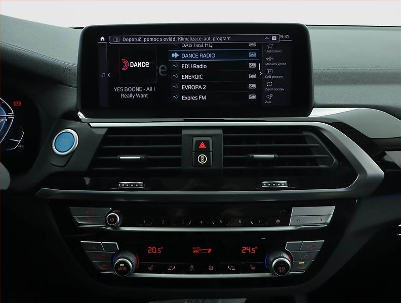 BMW iX3 (2022) 80 kWh, SoH 98% - fotka 12 z 19