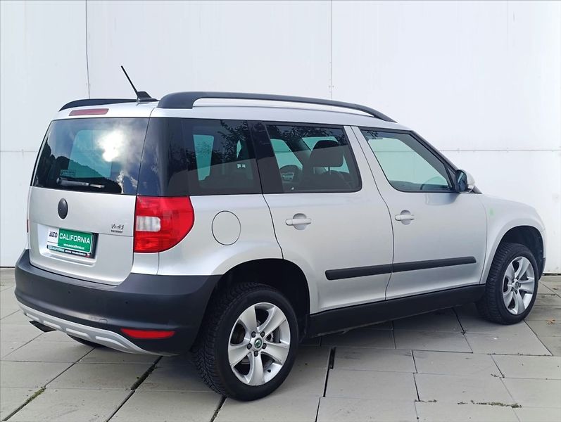 Škoda Yeti 1,6 TDi Aut.klima,Navi.Kůže - fotka 6 z 35