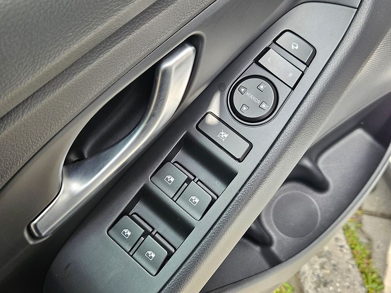 Hyundai i30 1,6 T-GDi 110kW, N-Line, 1.maj - fotka 11 z 36
