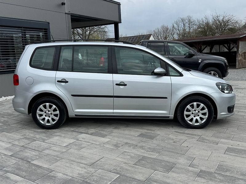 Volkswagen Touran (2012) Trendline 1.6 TDI 77kW - fotka 4 z 31