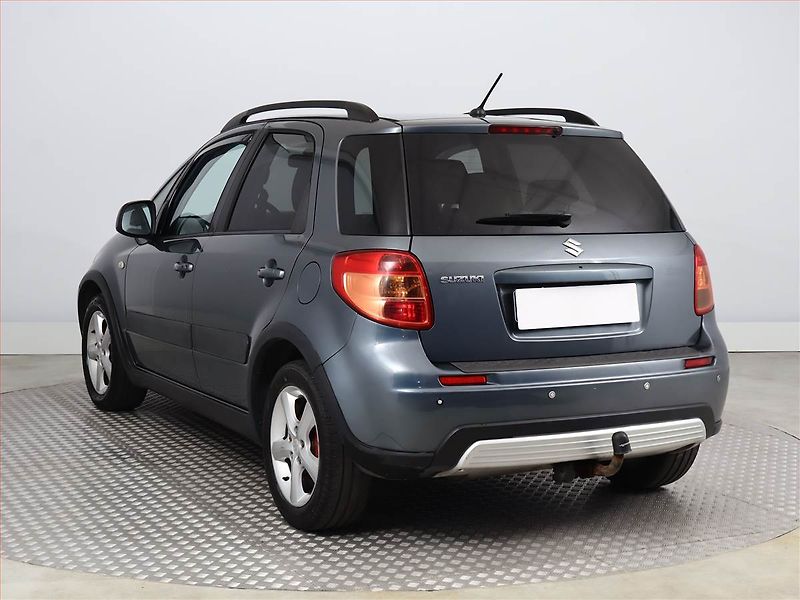 Suzuki SX4 (2009) 1.6 VVT, nová STK, Tažné - fotka 4 z 13