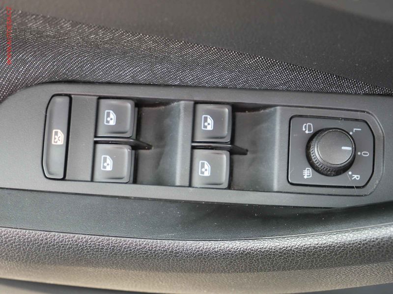Škoda Scala (2020) 1.5 TSi, ČR, Style, LED - fotka 14 z 28