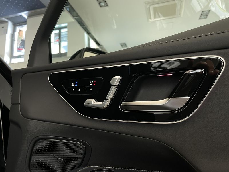 Mercedes-Benz GLC 200d 4Matic - fotka 14 z 33
