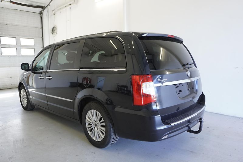 Lancia Voyager VOYAGER 3,6 V6 AUT. - fotka 7 z 33