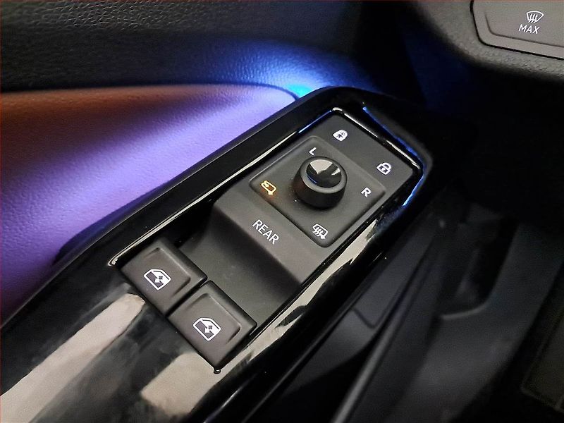 Volkswagen ID.4 (2020) Pro Perf. (82 kWh), SoH 82% - fotka 29 z 34