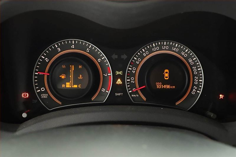 Toyota Auris (2011) 1.6 Valvematic, ČR,1.maj - fotka 8 z 15