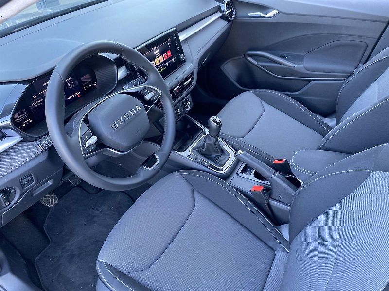 Škoda Fabia (2025) 1.0 MPI Selection - fotka 8 z 32