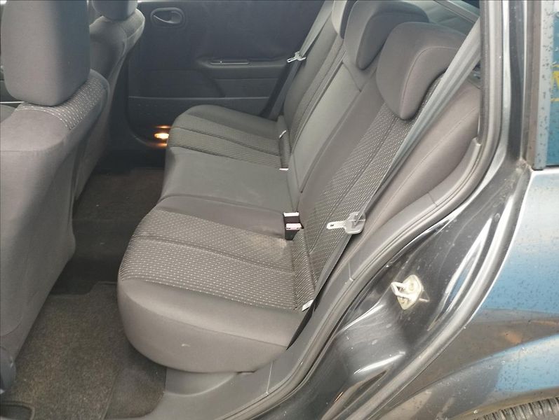 Renault Mégane 1,6 82KW - fotka 10 z 16