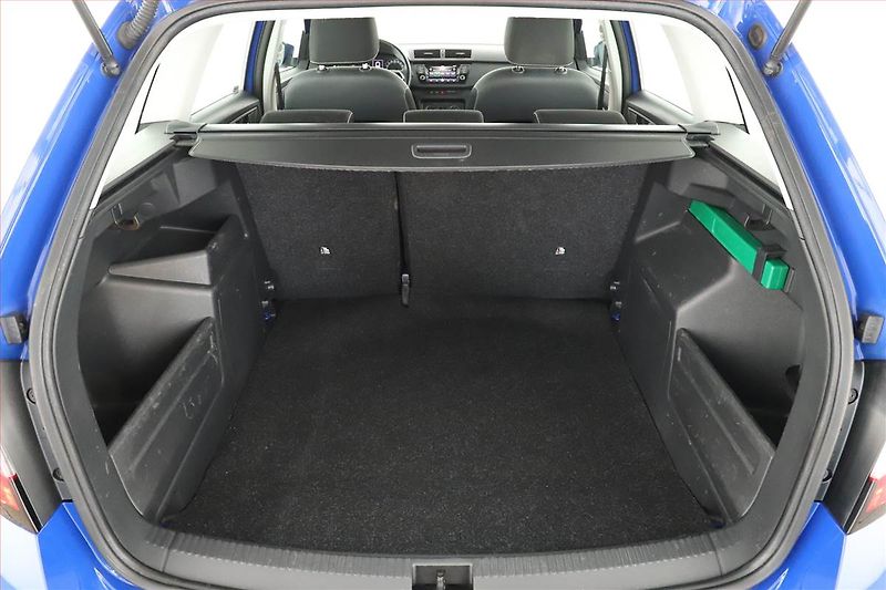 Škoda Fabia (2021) Ambition 1.0 TSI, Serv.kniha - fotka 10 z 14