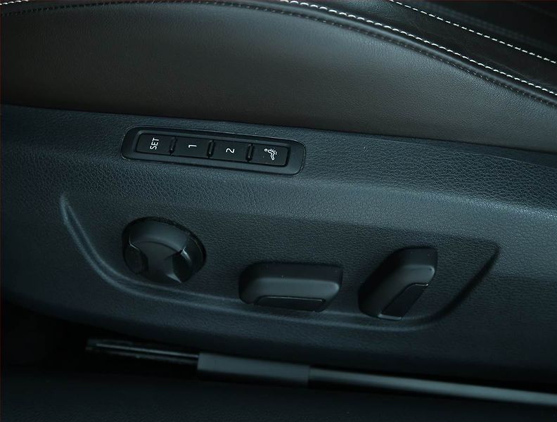 Škoda Superb (2021) Laurin&Klement 2.0 TSI - fotka 21 z 25