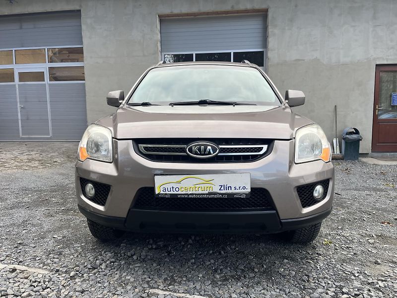 Kia Sportage (2010) 2,0 CRDi 110 Kw 4X4 ACTIVE - fotka 2 z 19