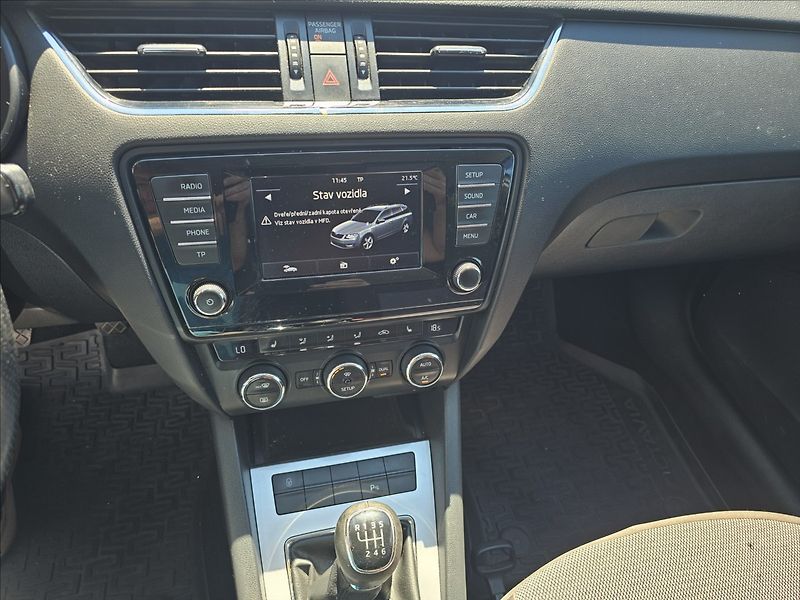 Škoda Octavia 2,0TDi 110KW Elegance TZ - fotka 17 z 49