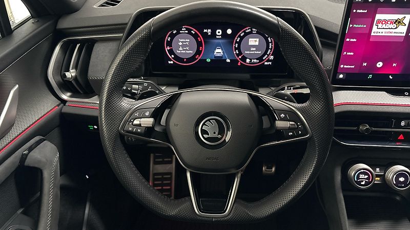 Škoda Kodiaq 2.0 TDI DSG 4x4 Sportline - fotka 9 z 33