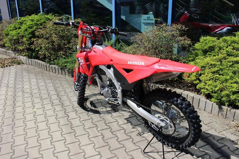 Honda CRF 450 R (2026) 2026 SKLADEM NYNÍ AKCE - fotka 6 z 8