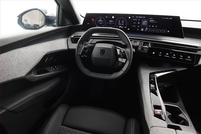 Peugeot 5008 (2025) Allure PureTech 130 - fotka 7 z 20