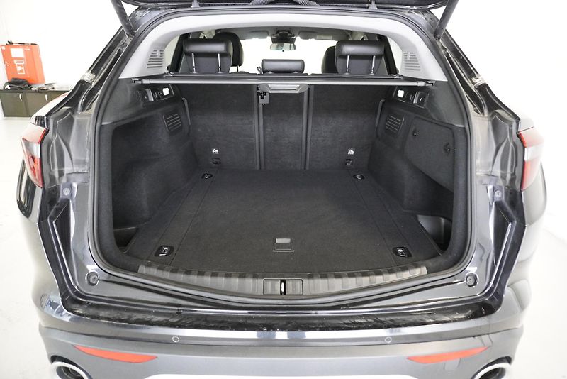 Alfa Romeo Stelvio (2018) STELVIO 2.2D Q4 AUTOMAT - fotka 11 z 35
