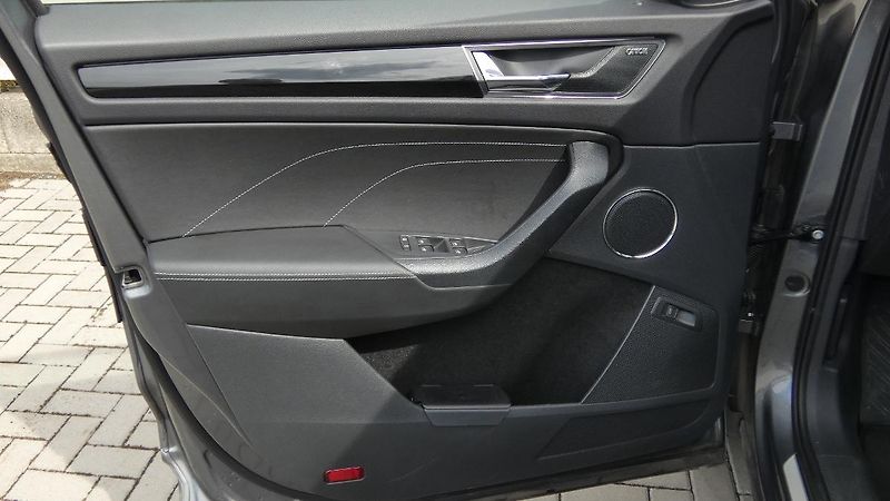 Škoda Kodiaq 2.0 TDI 147 kW L&K 4x4 DSG - fotka 8 z 28