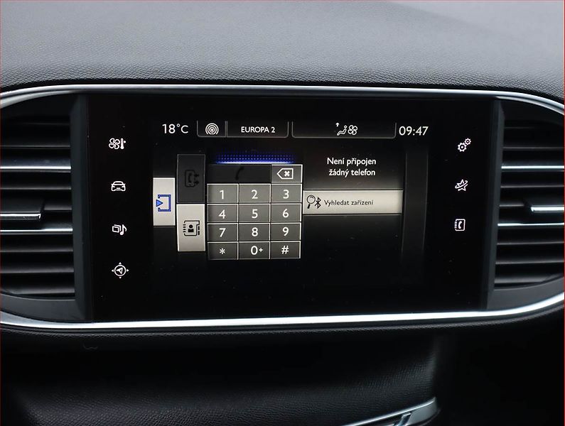 Peugeot 308 (2016) 1.6 BlueHDi, Serv.kniha, Navi - fotka 18 z 19
