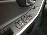 Volvo V60 (2017) D3 2.0, Automat, Xenony - náhled 19