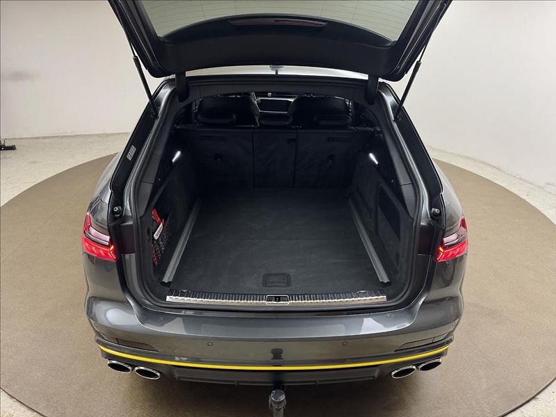 Audi S6 3,0 55TDi 257kW ACC AIR Q TZ - fotka 50 z 50