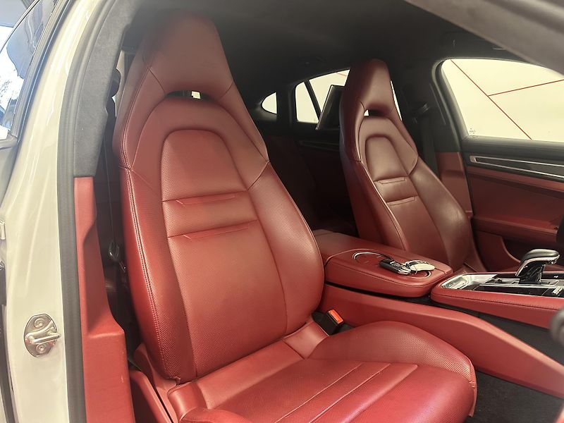 Porsche Panamera (2017) Turbo CZ*BOSE*360*ACC*NEZÁVIS. - fotka 9 z 19