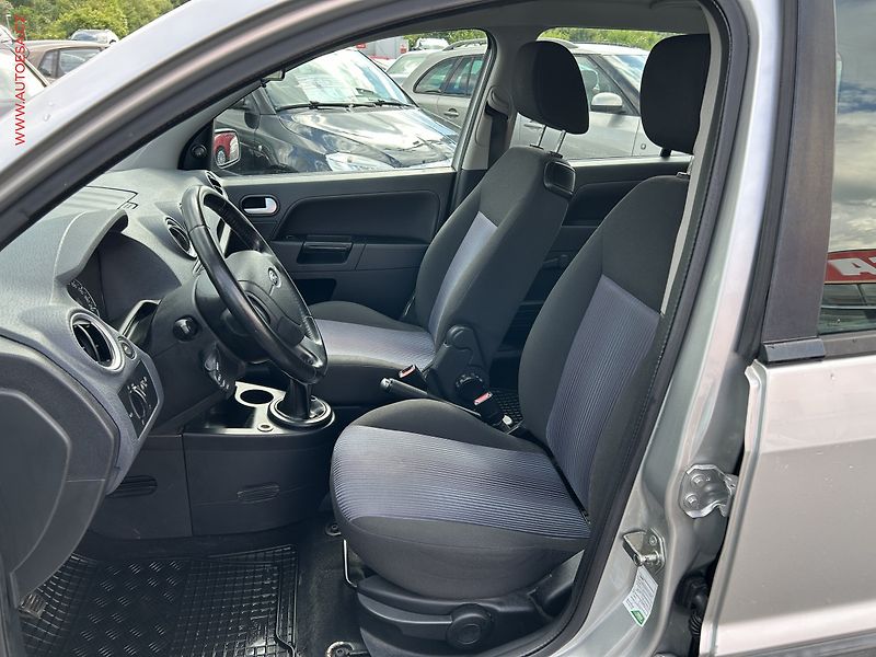 Ford Fusion (2007) 1.4 TDCi, AC, el. výbava - fotka 9 z 15