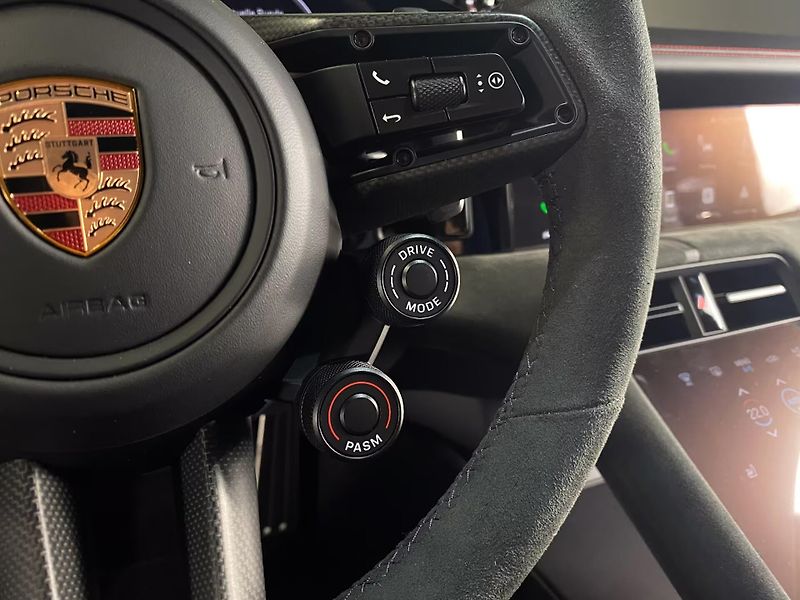 Porsche Taycan GTS PASM 360 HD-Matrix Pano - fotka 15 z 22