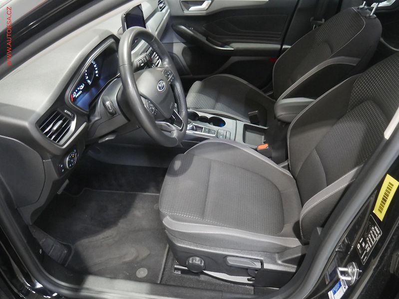 Ford Focus (2022) 1.5TDCi, AT, LED - fotka 9 z 20