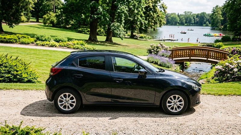 Mazda 2 1.5  66kw  facelit max.výbava - fotka 34 z 45