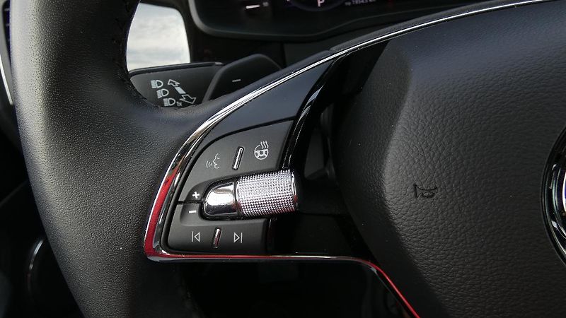 Škoda Kodiaq 2.0 TDI 147 kW L&K 4x4 DSG - fotka 12 z 27