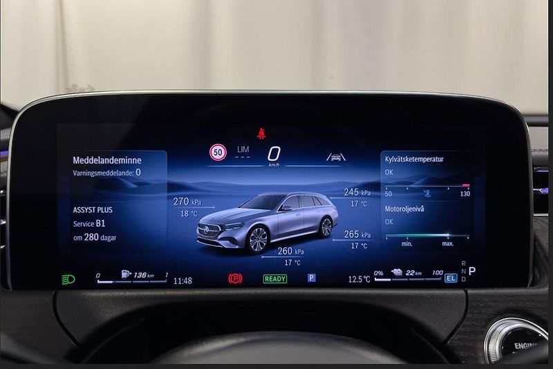 Mercedes-Benz Třídy E 300 e AMG Ambient - fotka 16 z 24