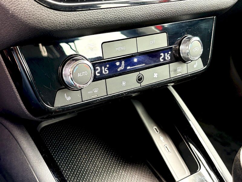 Škoda Scala (2024) 1.0 TSI / 85 kW / SELECTION - fotka 26 z 27