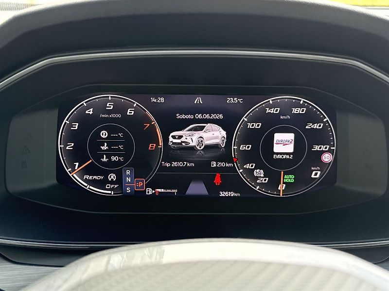 Cupra Formentor (2022) 2.0 TSI DSG VZ 4Drive - fotka 6 z 33