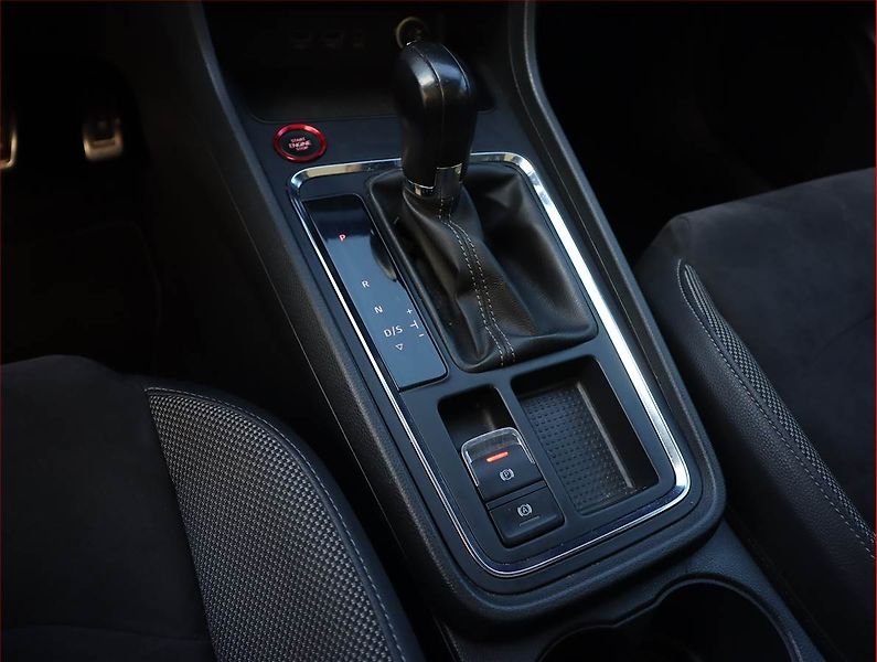 Seat Ateca (2016) 1.4 TSI, Automat, Serv.kniha - fotka 17 z 21