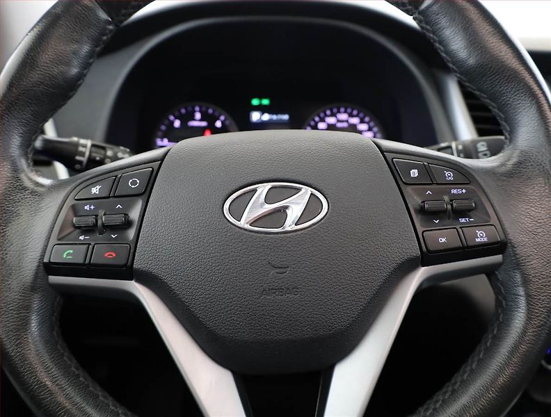 Hyundai Tucson (2015) Premium 2.0 CRDi, 4X4 - fotka 8 z 19