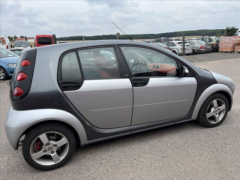 Smart Forfour 1,3 i AUTOMAT PANORAMA KLIMA - fotka 5 z 35
