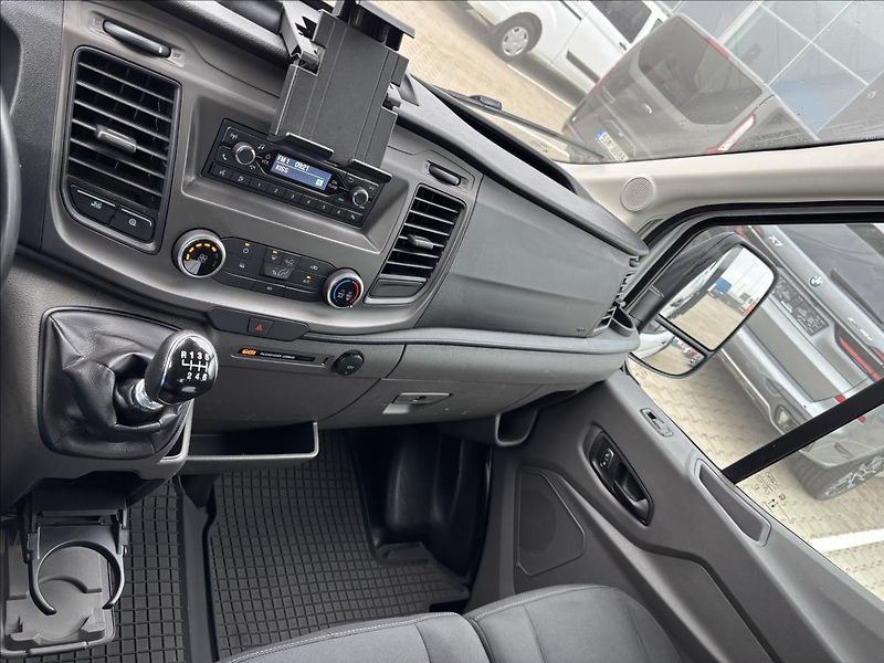 Ford Transit 2,0 EcoBlue 96kW AWD L3 DPH - fotka 35 z 35