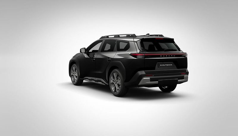 Subaru E-Outback (2026) Touring 75 kWh AWD 280 kW - fotka 3 z 8