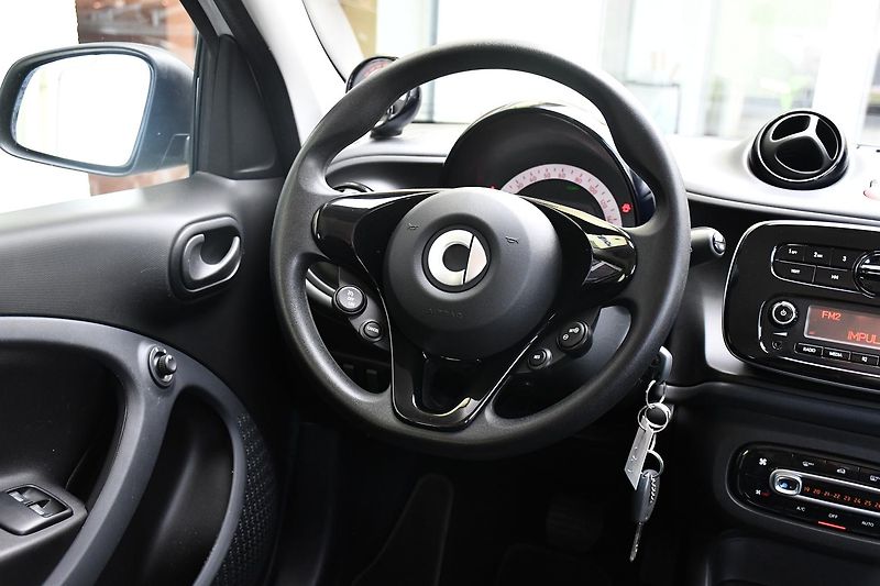 Smart Forfour EQ ESSENTIAL 5d - fotka 6 z 30