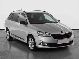 Škoda Fabia patří mezi cenově nejdostupnější a nejoblíbenější ojetá auta v bazarech.